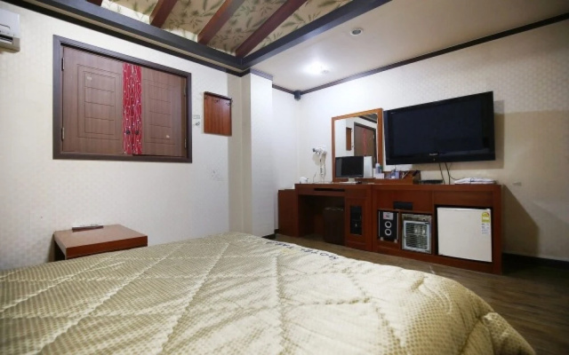 Cheonan Taejo