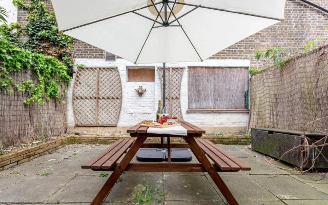 Elegant 3Bed Apartment in Kensington Olympia