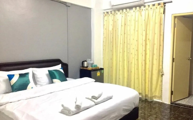 Ada Apartment