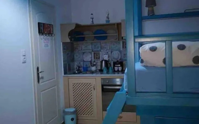 Grande Grotta Studios - Sleeps 8 - Free Parking
