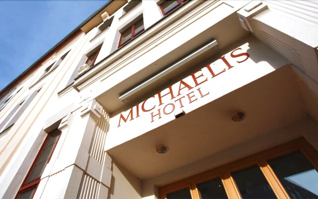 Hotel & Restaurant MICHAELIS вид на фасад
