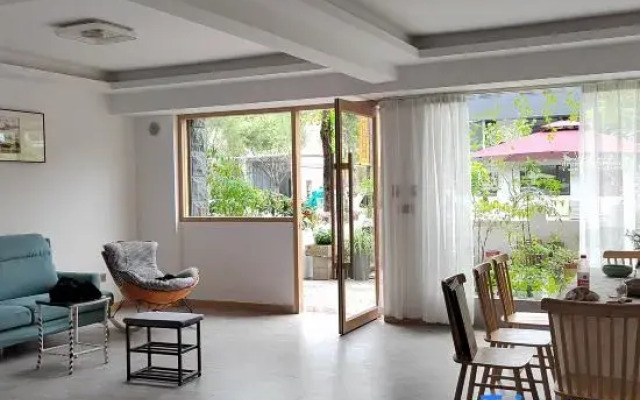 Xiandu Huayixiao Homestay