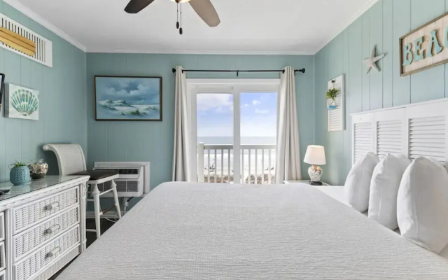 Ocean Pier Beach-view Condos