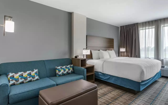 MainStay Suites Milwaukee/Franklin