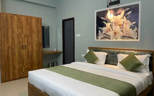 SG Boutique Stay (Near Railway Station)