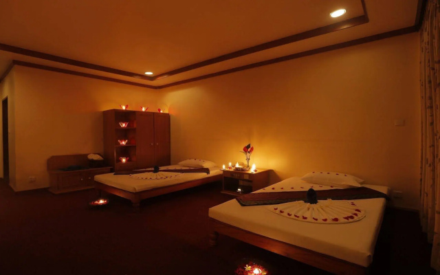 Amazing Kengtong Resort