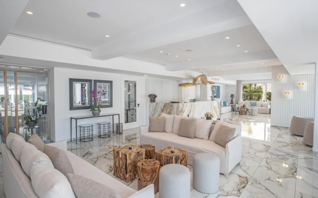 Kokkinos Boutique Hotel