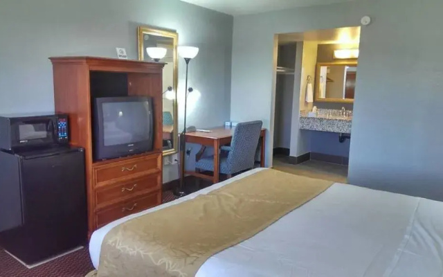 Travelodge Flagstaff East