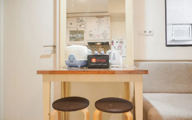 Comfort 1Br With Working Room At Meikarta Apartment
