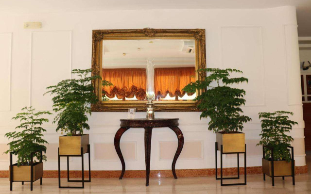 Paradiso Hotel