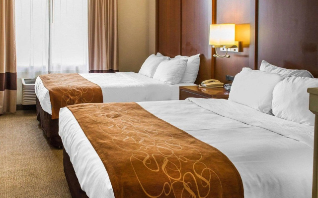 Quality Suites Waldorf