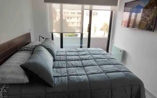 Edificio Curitiba, Apartamento nuevo y céntrico 1B 1D