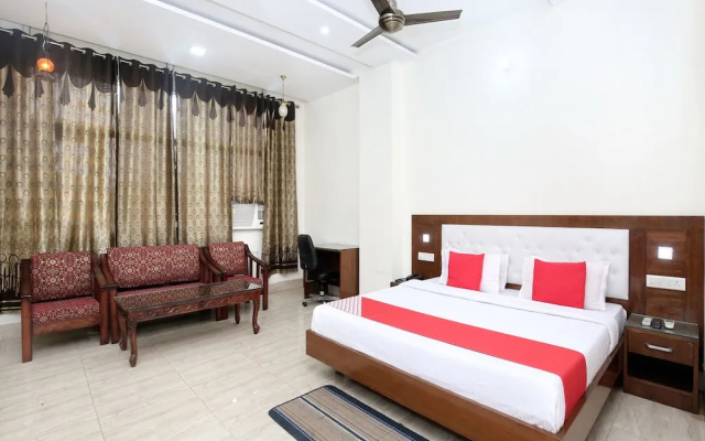 OYO 12766 Nimantran Resort
