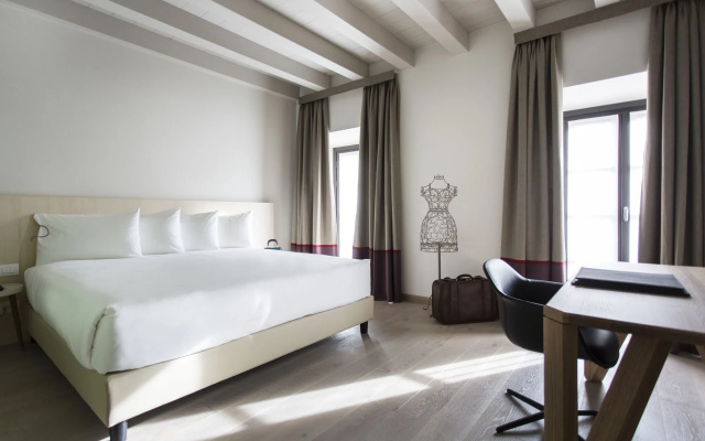 Savona 18 Suites – Member of Preferred Hotels & Resorts