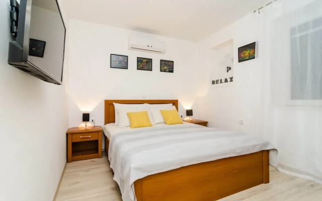 Rea Apartment