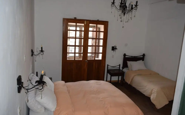 Qorichaska Hostel