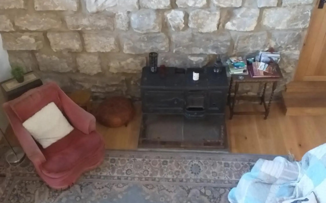 holly cottage