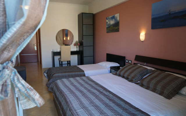 Hotel Oasis
