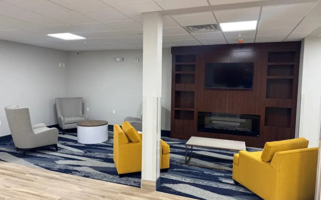 Comfort Inn & Suites Memphis Germantown