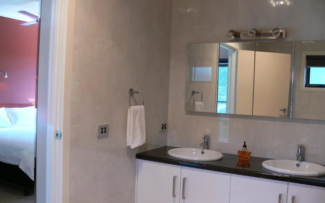 Deeluxe Riverspa Apartments