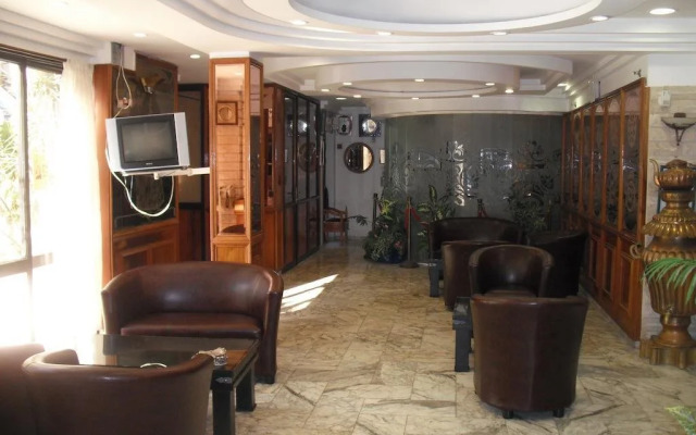 King Koresh Hotel