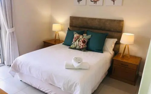 22 Kyalanga Beachfront Apartment