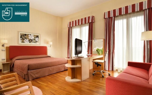 Отель & Residence Quark Due Milano
