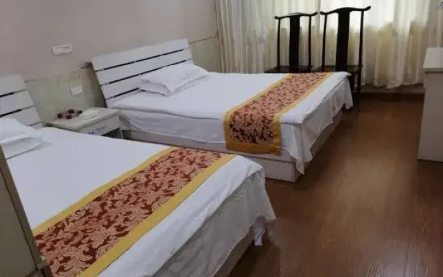 Fengchao Hotel