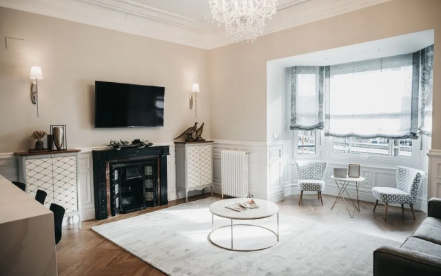 Apartamentos Naiala
