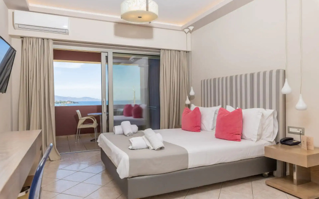 Balcony Hotel - Adults Only