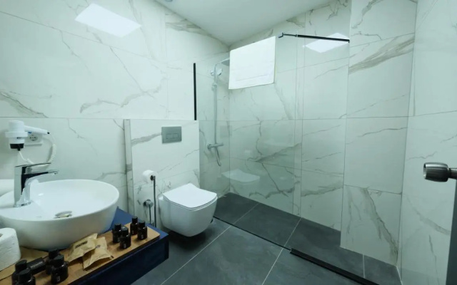 Xen Deluxe Boutique Hotel And Restaurant