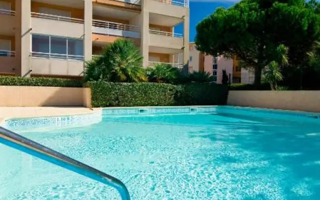 Savanna Beach/Terrasses de Savanna
