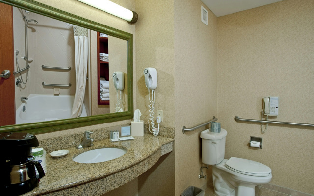 Hampton Inn & Suites Rockland
