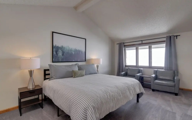 Balcony & Ski Slope Views: Idyllic Granby Condo!