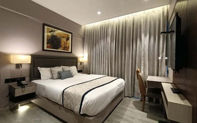 Hotel Highway Inn (Complimentary Wi-Fi)