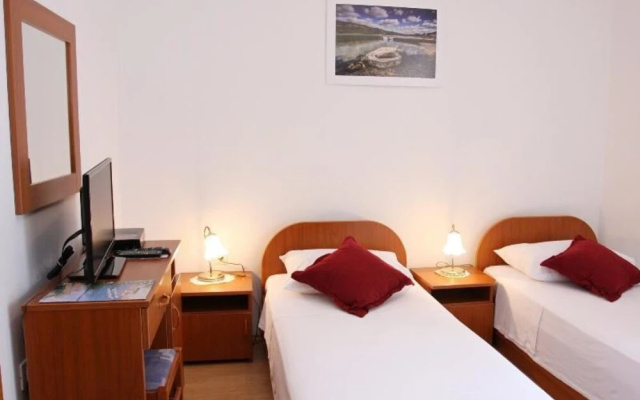 Apartments Cakelic