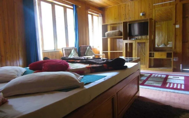 Hotel Blue Lagoon