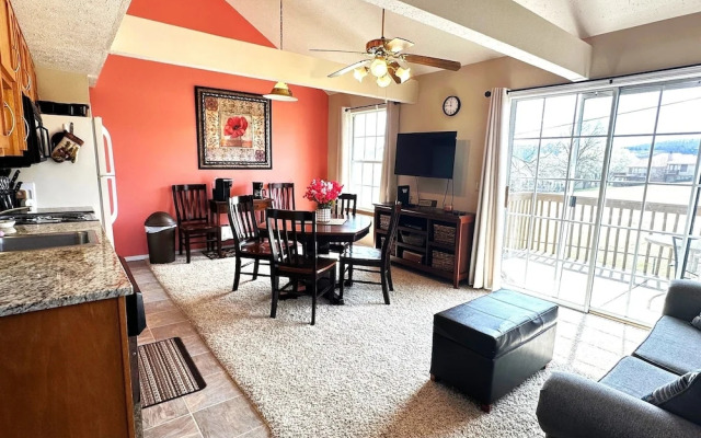 Dreamers Delight 2 Bedroom Condo by RedAwning