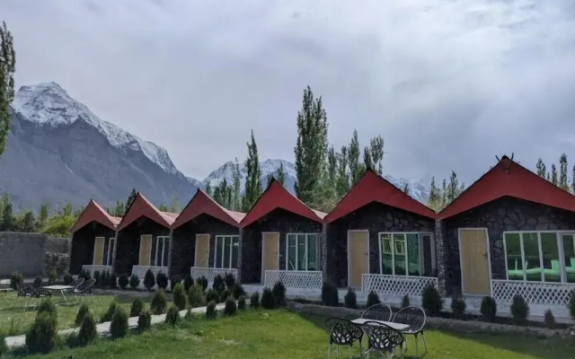 comfort Hotel & Huts