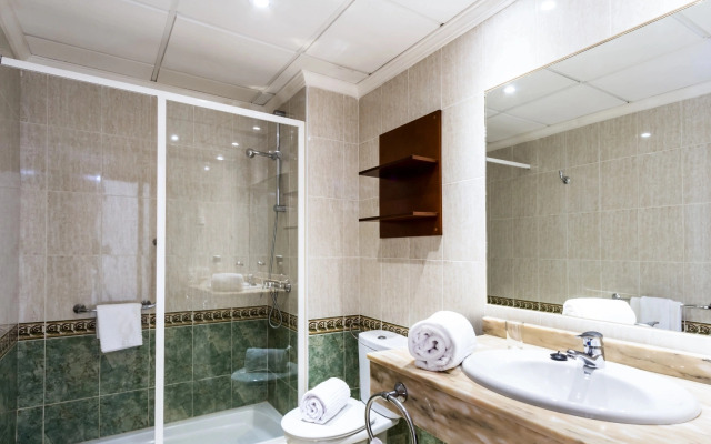 Отель BLUESEA Playa Club
