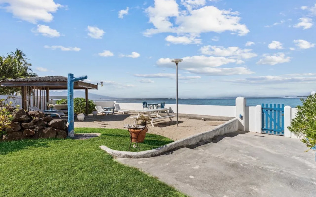 Large Private Garden Bungalow for 2 People