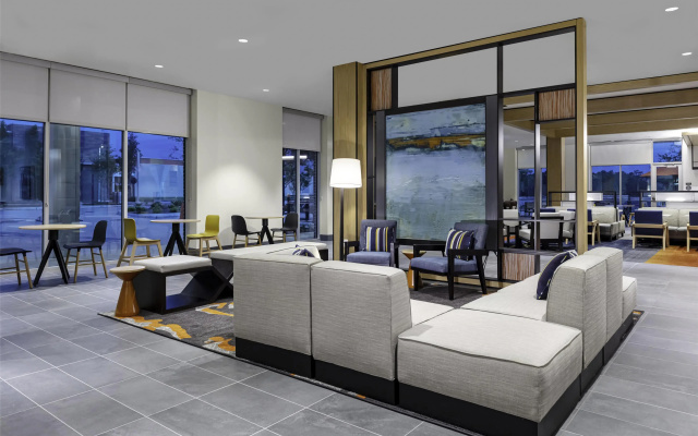 Hyatt House The Woodlands / Shenandoah