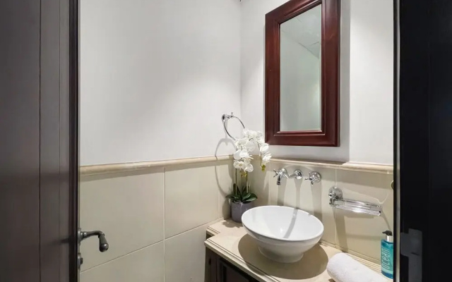 1B-Reehan 5-G08 by bnbme homes