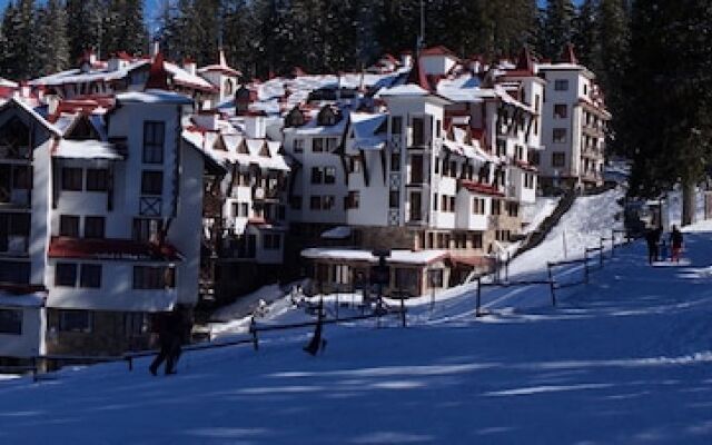 Отель Apart Hotel The Castle Болгария, Пампорово - отзывы, цены и фото номеров - забронировать отель Apart Hotel The Castle онлайн вид на фасад