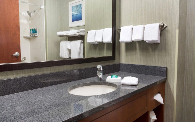 Drury Inn & Suites Burlington