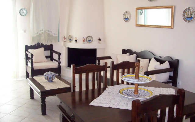 Skyros Lithari Luxury - Poolside Retreat