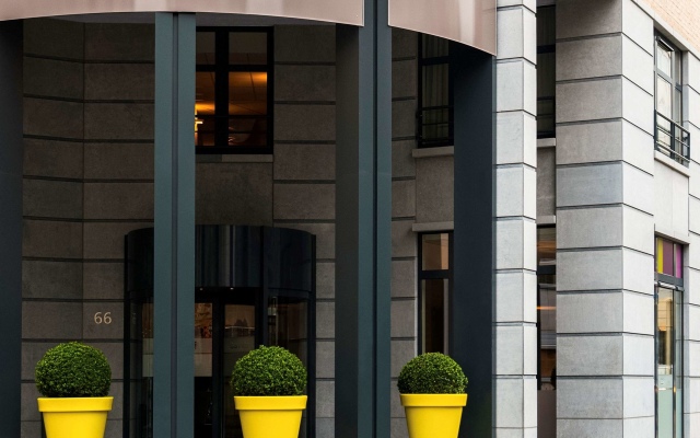 Отель Ibis Styles Brussels Centre Stephanie Бельгия, Брюссель - 2 отзыва об отеле, цены и фото номеров - забронировать отель Ibis Styles Brussels Centre Stephanie онлайн вид на фасад