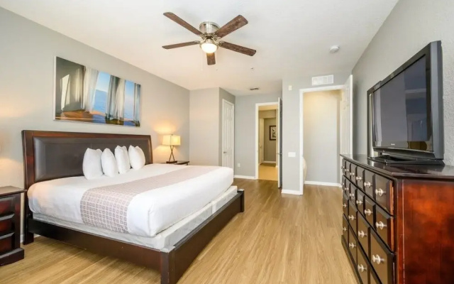 Epic Universe 3 Bedroom Premium Lakeview Condo-1012