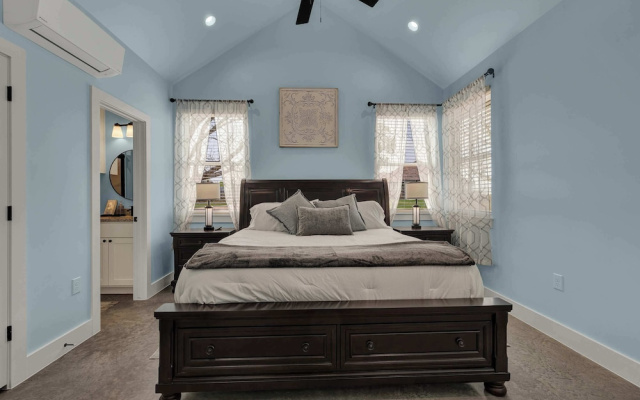 Live Oak Cabins-sleeps 8 W/hot-tubs