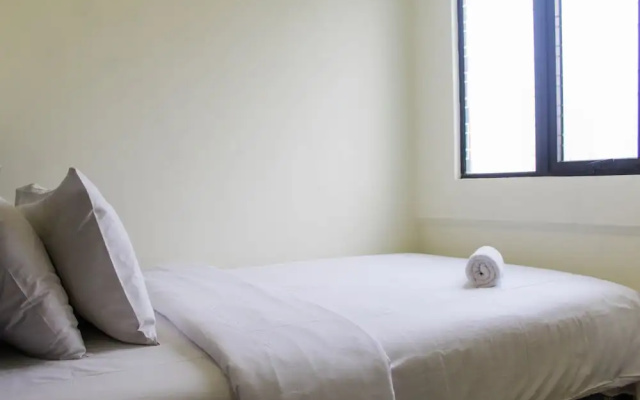 Homey and Enjoy 2BR at Meikarta Apartment